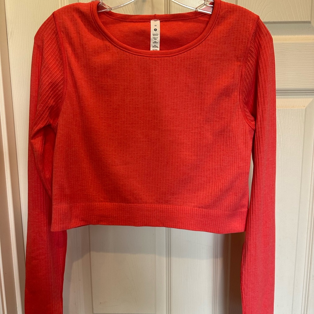 lululemon athletica Vibrant Red Crop Top